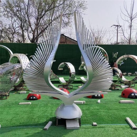 不锈钢抽象翅膀雕塑房地产景观雕塑定制厂家